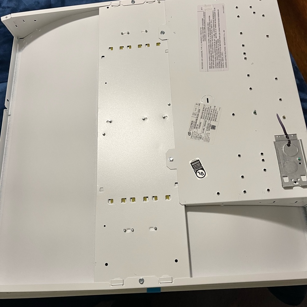 Cooper 2x2 LED lights - Picture 2 of 3
